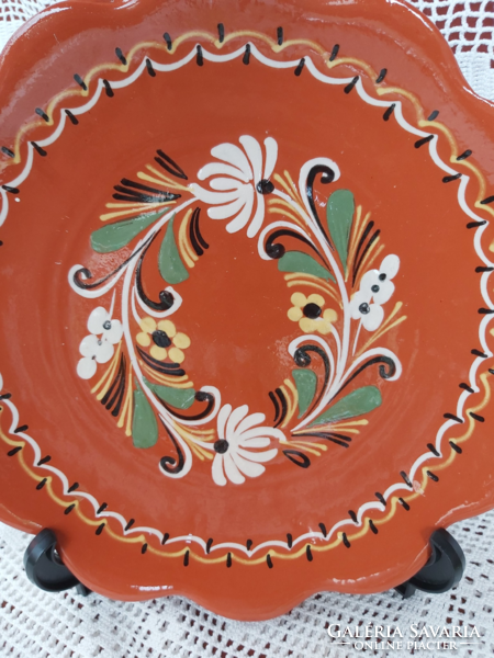 Gyönyörű Hódmezővásárhelyi 28.5  cm-es virágos sárga falitányér tányér , Nosztalgia