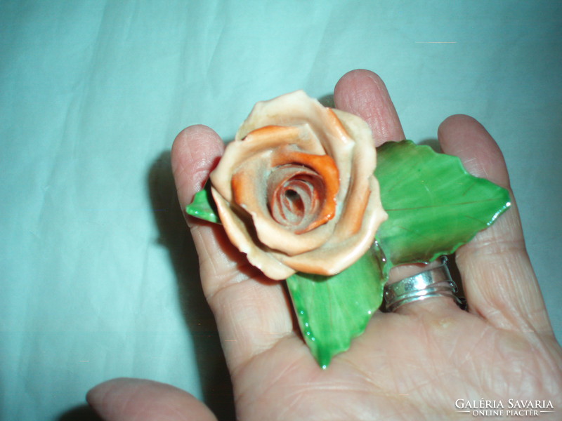 Antik herendi porcelán rózsa