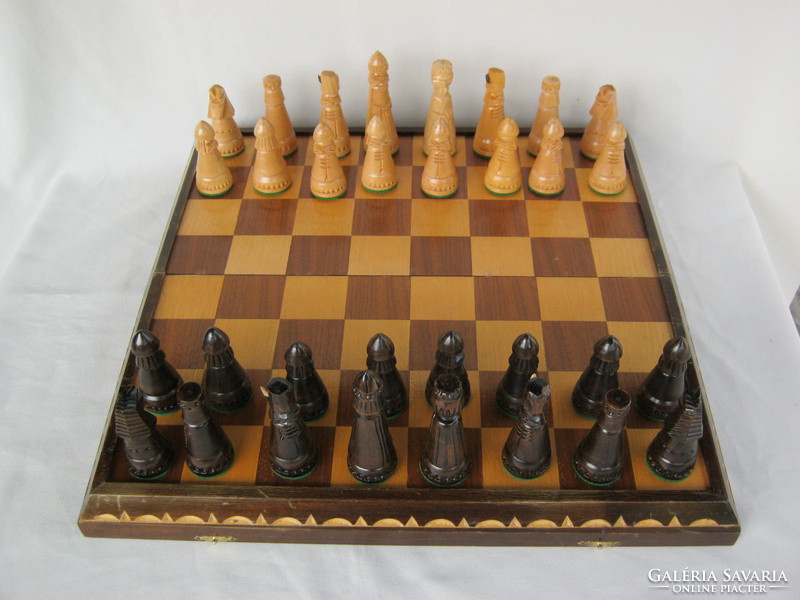 Retro ... fa sakk készlet faragott súlyozott bábukkal