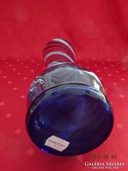 Kék üveg váza,német  fehér csavart csíkkal, magassága 30 cm. Vanneki!