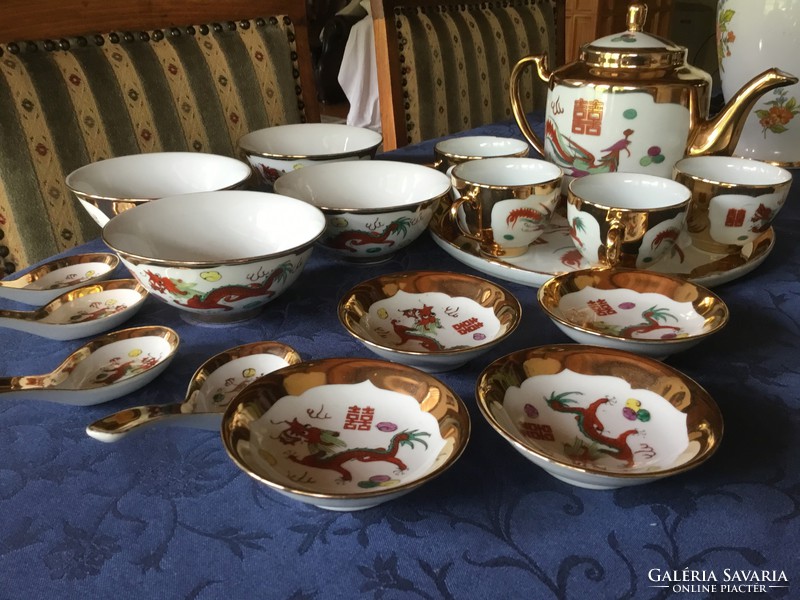 Rich gilded Chinese set, 4 persons, beautiful, flawless