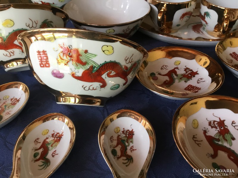 Rich gilded Chinese set, 4 persons, beautiful, flawless