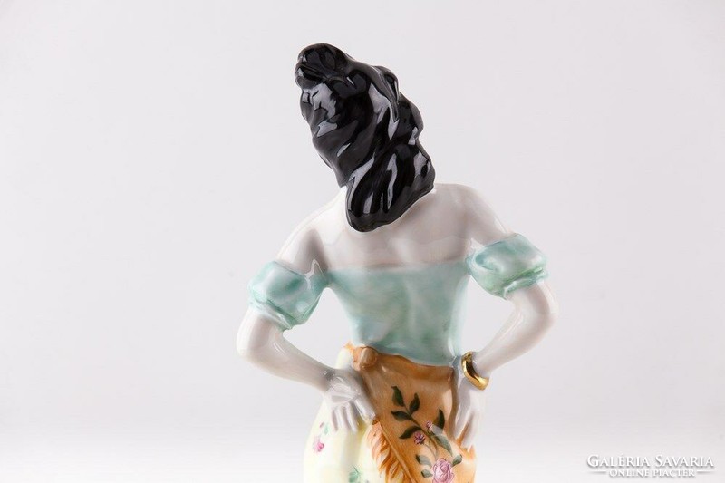 HERENDI, BÁJOS CARMEN CIGÁNY LÁNY KÉZZEL FESTETT PORCELÁN FIGURA, HIBÁTLAN! (P011)