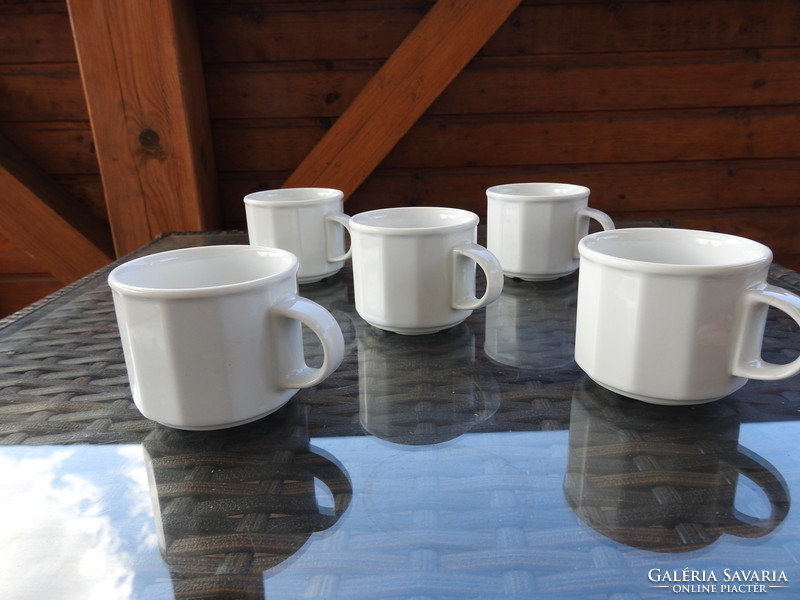 Lubjana - fehér modern sokszöges csésze készlet