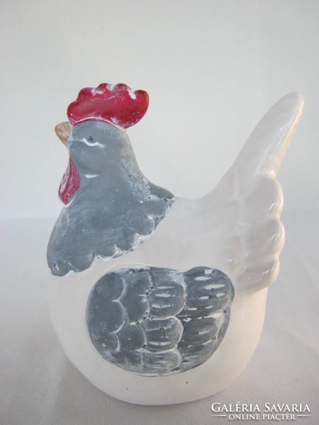 Ceramic hen