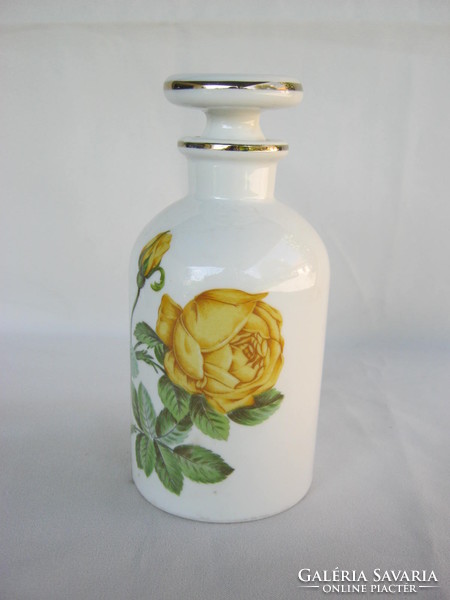 Sárga rózsás porcelán palack habfürdő tartó