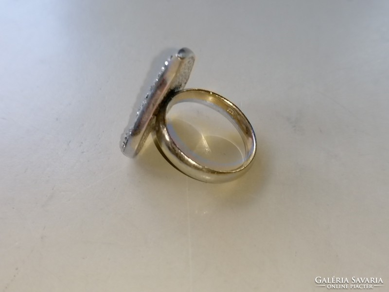 Ezüst impozáns extravagáns gyűrű cirkonkövekkel díszítve 925