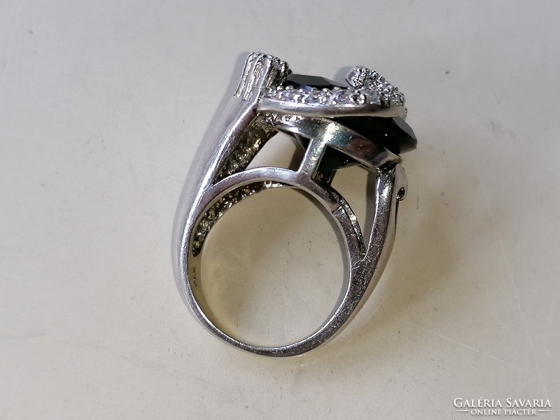 Ezüst különleges dekoratív, impozáns nagyméretű gyűrű onix kővel díszítve 925
