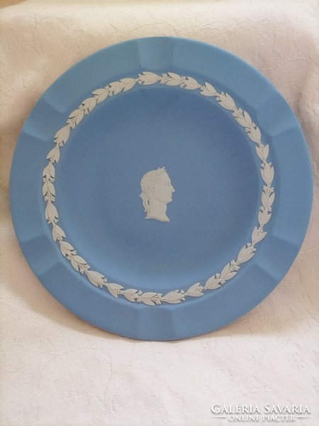 Wedgwood, porcelain decorative plate