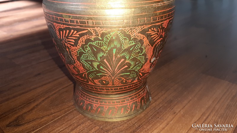 Patterned copper vase - 19 cm