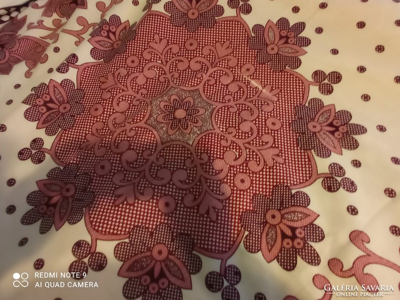 Tablecloth or bedspread