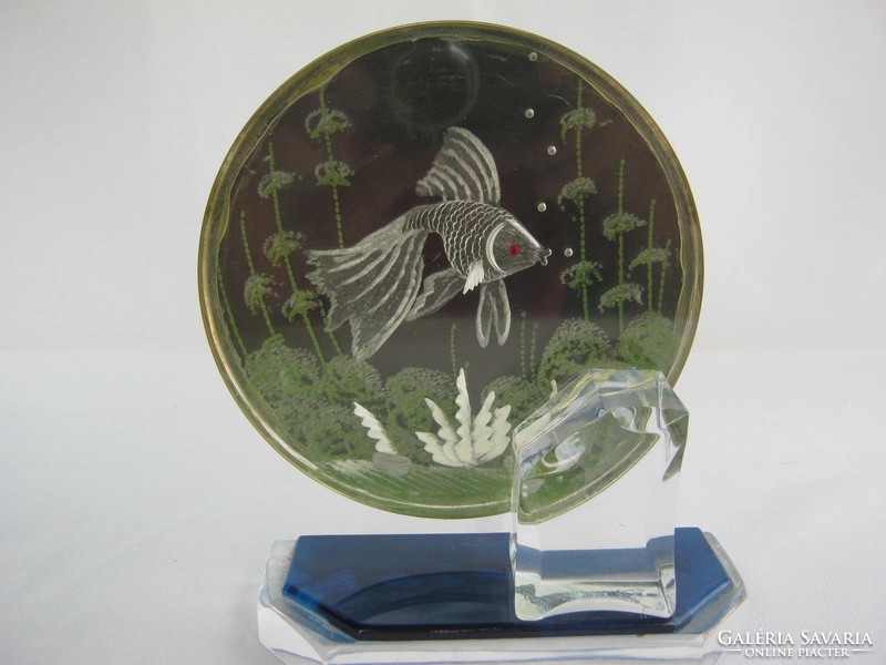 Retro plexiglass fish shelf decoration