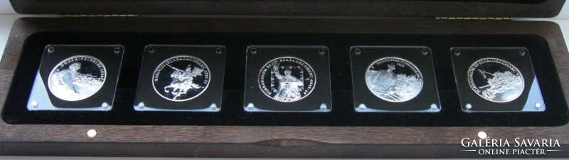 Revolutions of our nation 5-piece medal set - made of pure silver! - In a wooden box - with a certi