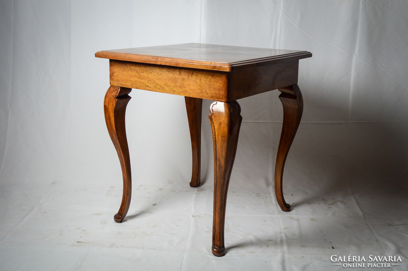 Antique neo-baroque table restored