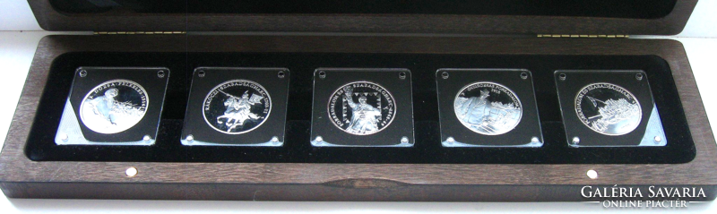 Revolutions of our nation 5-piece medal set - made of pure silver! - In a wooden box - with a certi