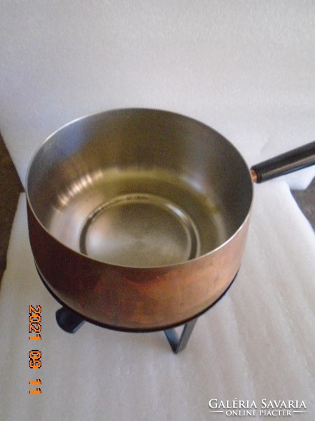 Large size antique copper cooking set with just over 2 liters
