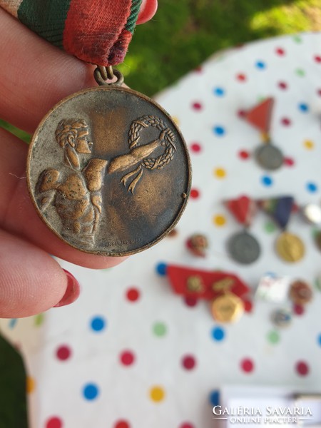 Old Hungarian sports medal 1935 for sale!