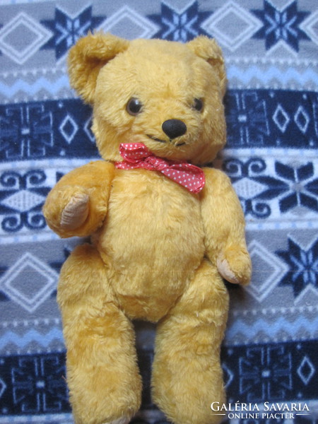 Old chanell ,, teddy bear marked Iceland!