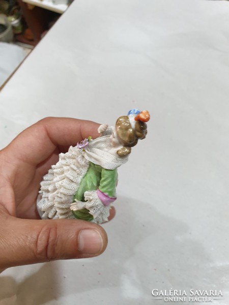 Neapolitan porcelain figurine