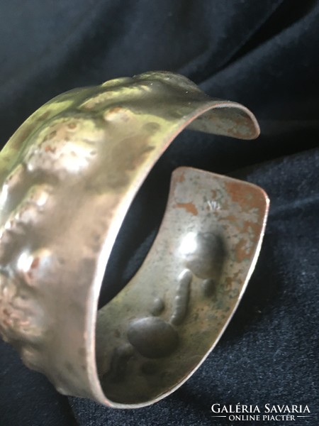 Applied artist-valéria- / 1897-1982 / silver-plated cuff bracelet