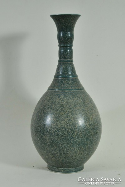 Antique Chinese porcelain vase, Kangxi era