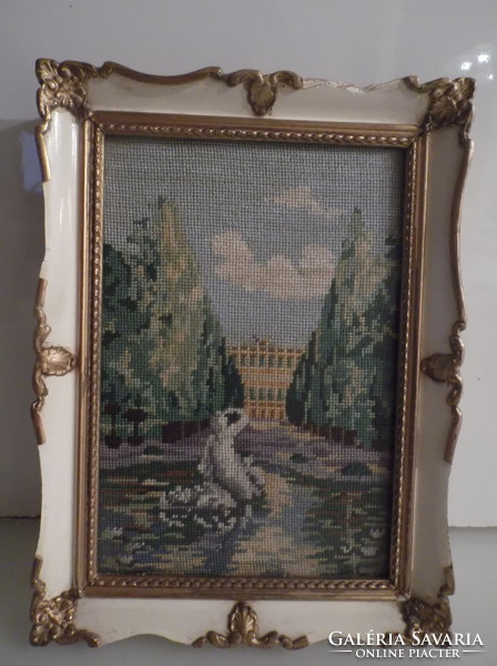 Needle tapestry image - 19.5 x 14.5 x 2.5 - beautiful frame - extremely detailed