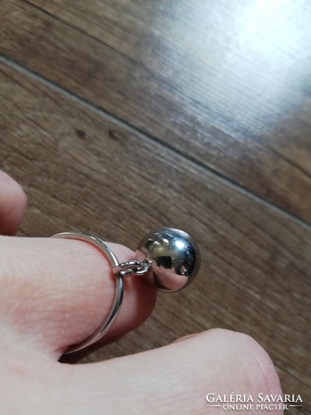 Interesting, extra! Spherical rhodium-plated silver ring