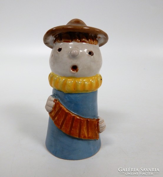 Carpenter valeria: figurine, ceramic