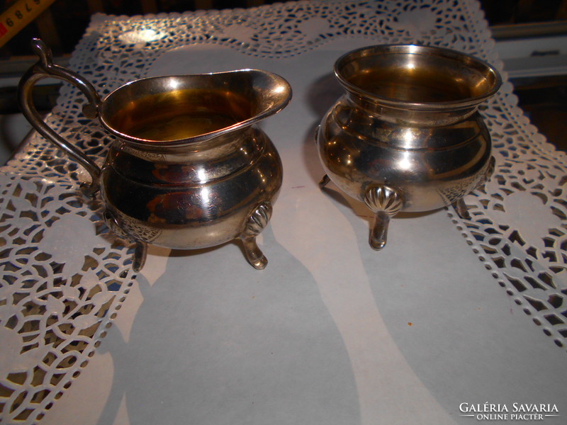 2 pcs tin pots with sugar holder and small jug of cream -