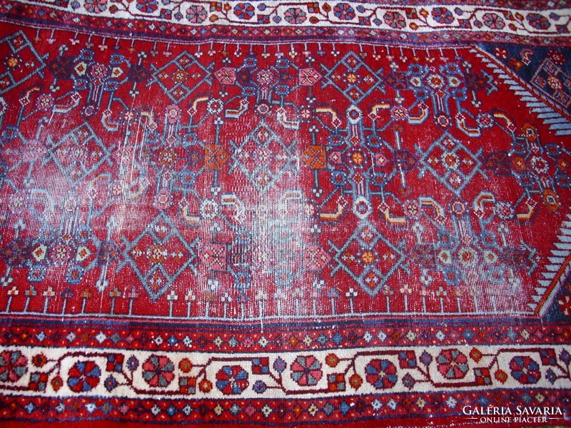 Iráni kézi perzsaszőnyeg 120x207cm