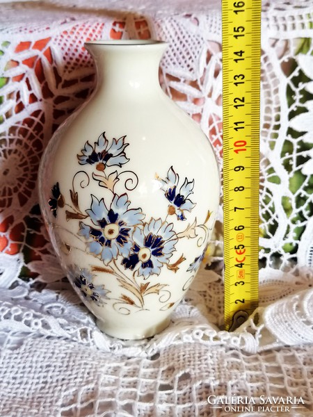 Zsolnay búzavirág mintás kecses váza