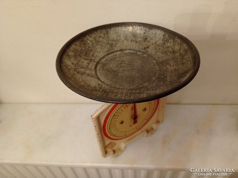 Antique kitchen utensil 10 pound scale
