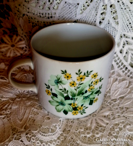 Retro lowland green yellow flower cup 1.