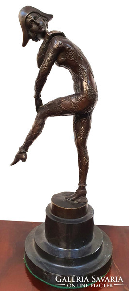 Art deco táncosnő bronz szobor márvány talpon