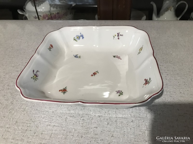 Czechoslovak square serving bowl with tiny flower pattern on garnished plate