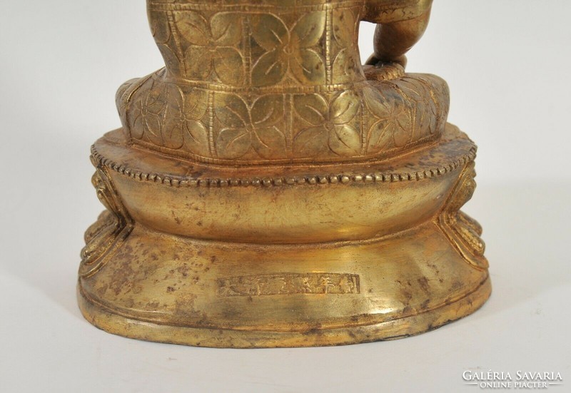 Antique gilded bronze meditating buddha figurine