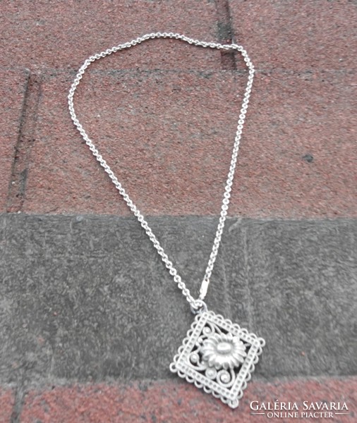 Pendant with necklace