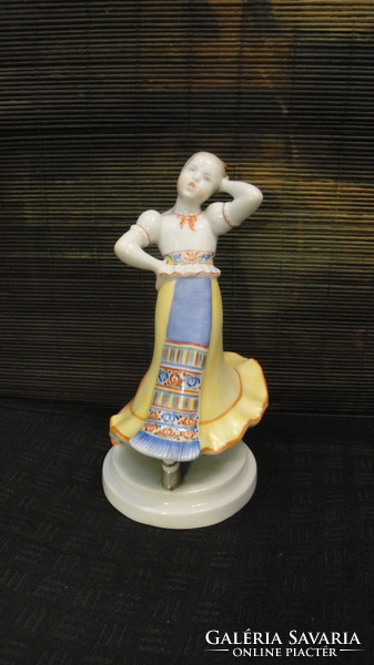 Herendi porcelán figura