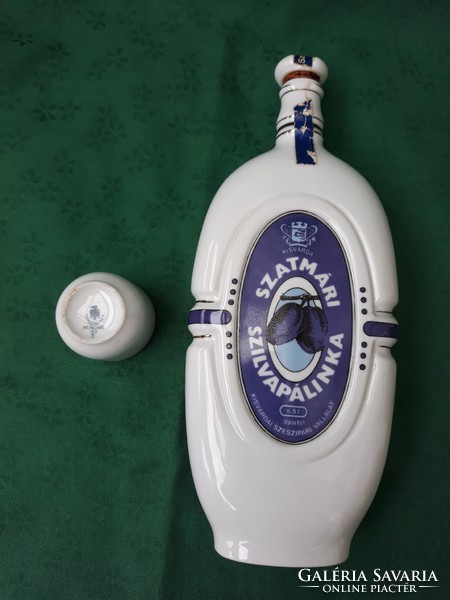 Hollóház, Szatmár plum brandy, porcelain bottle, 0.5 l and half glass. About 30 years old.