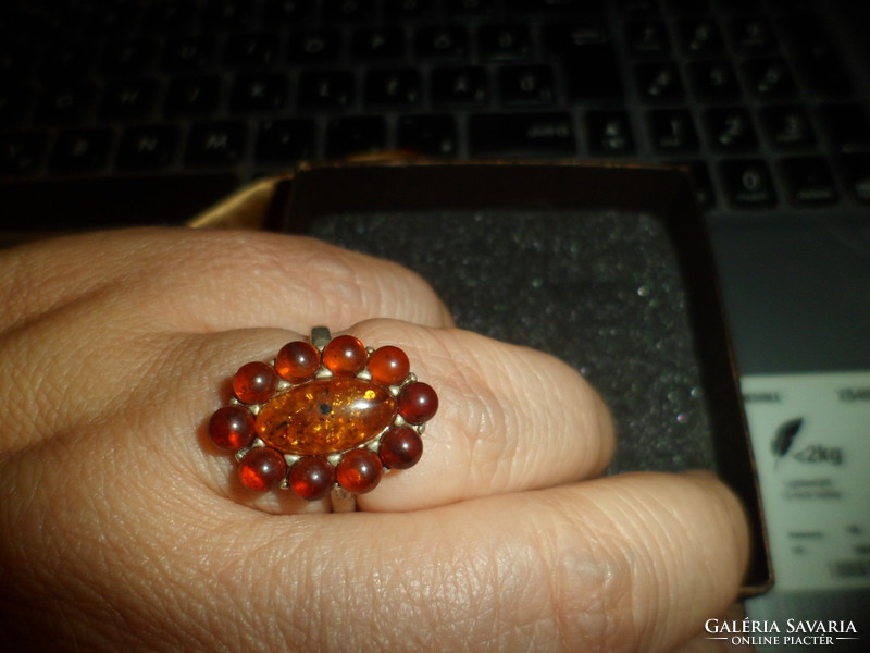 Daisy silver ring / amber