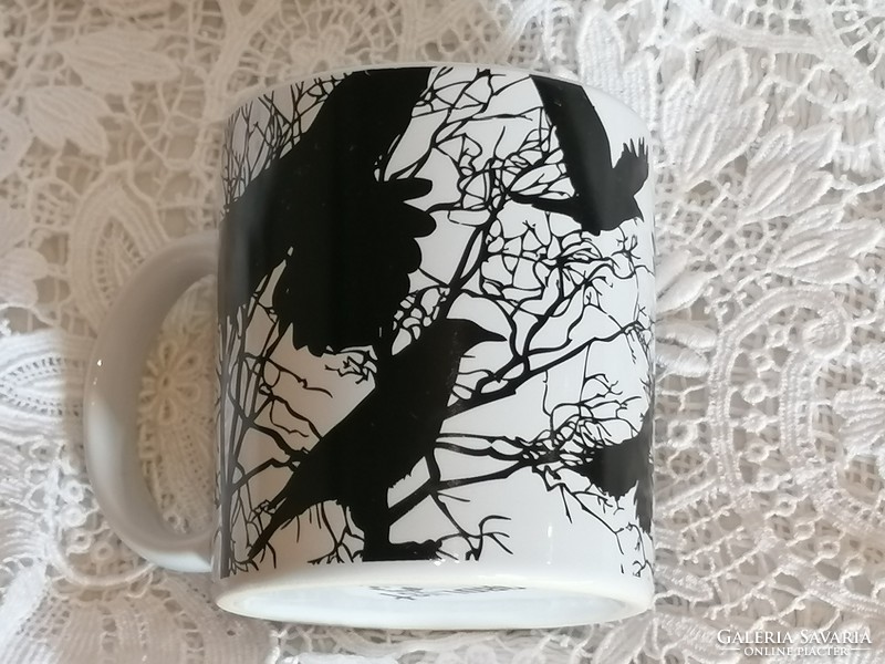 Artistic cup with birds 