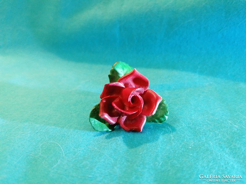 Porcelán rózsa bross, Adderley Floral (819)
