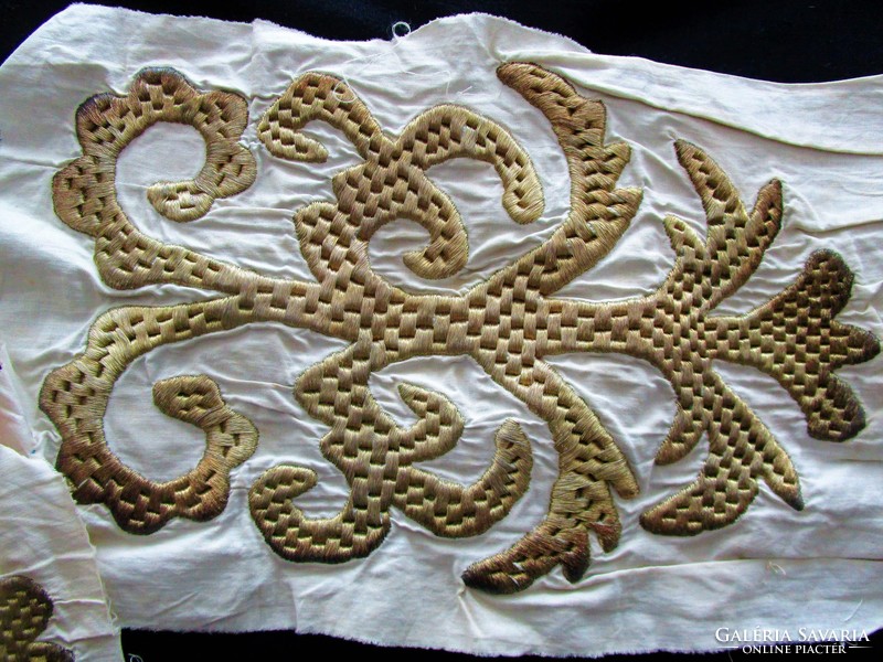 Biedermeier nun - monastery work metal thread gold embroidery embroidered needlework sewn appliqué