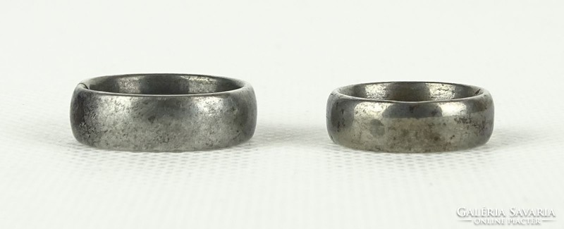 0X827 old world war wedding ring pair