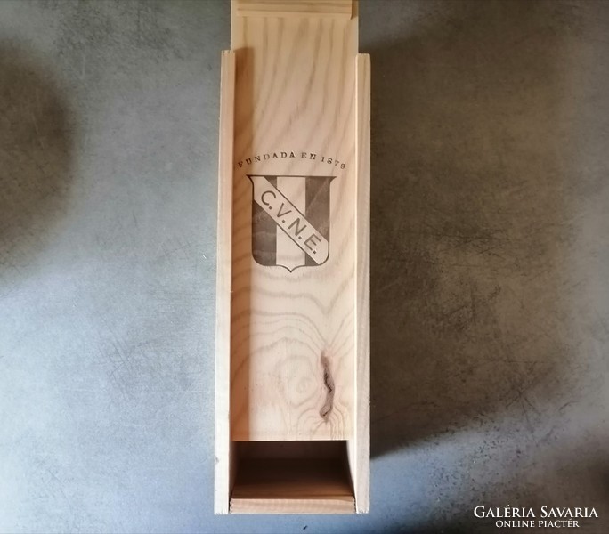 Spanish wine wooden box, rioja cune reserva 2015