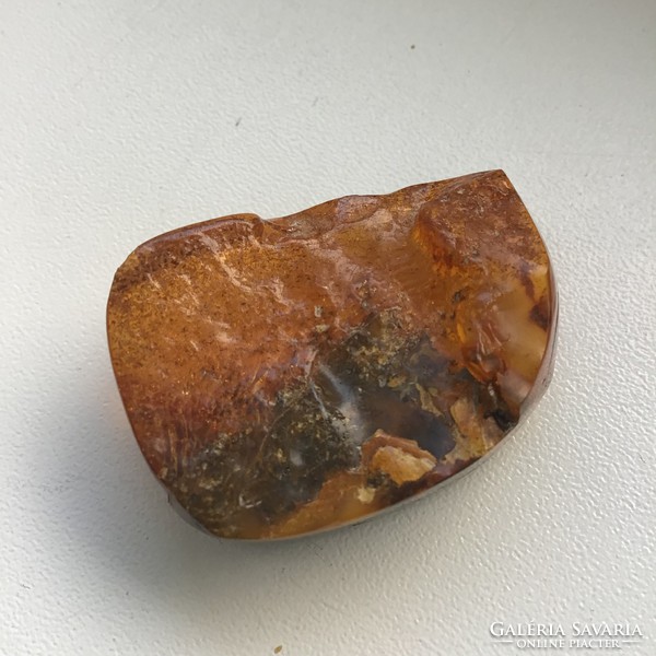 Antik borostyán kő, ásvány