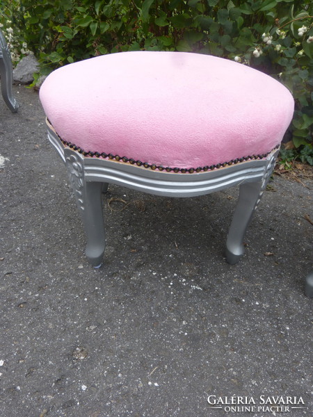 2 pcs neo-baroque seat, puff.