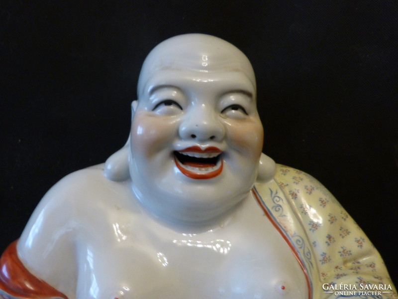 Porcelain / laughing / buddha.