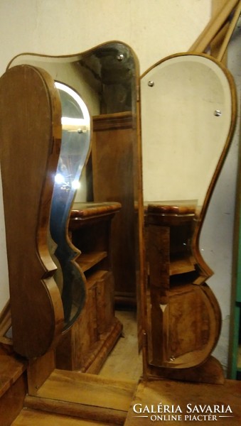Antik Art deco hálószoba garnitúra három szárnyú vitrines toalett tükör