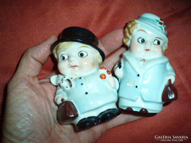 Antique salt-pepper spray porcelain figurines